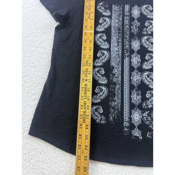 Chicos Zenergy Tee Women’s M Black Front Print Bling Round Neck Short Sleeve - Picture 9 of 9